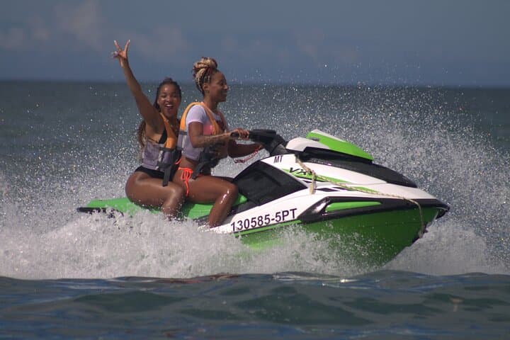 Jet Ski Algarve: High-Speed Rides off Armação de Pêra Beach photo 4