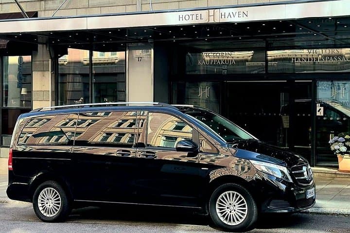 VIP Helsinki & Porvoo Luxury Car Tour — 4-Hour Guided Day Trip photo 2