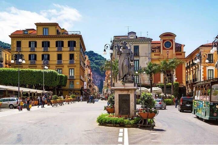 Amalfi Coast Day Trip from Sorrento: Positano, Amalfi & Ravello photo 2
