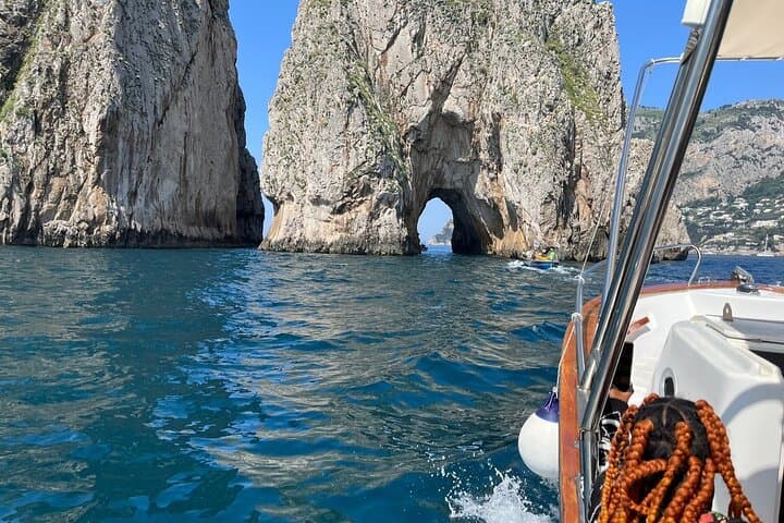 Blue Grotto Early Entrance Experience - Beat the Crowds at Capri's Glowing Cave photo 5
