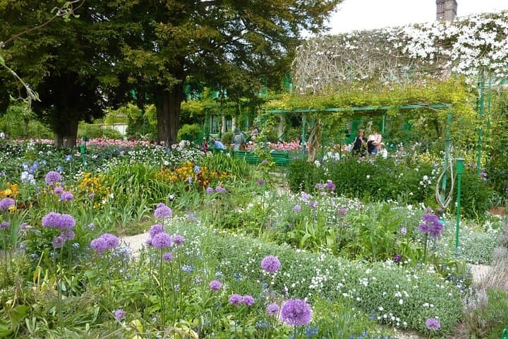 Private Giverny Tour: Monet's Gardens & Vexin Panoramas from Paris photo 5