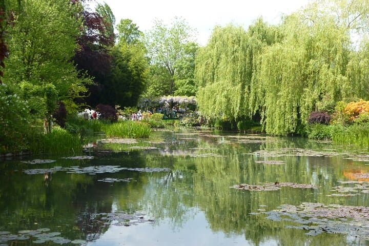 Private Giverny Tour: Monet's Gardens & Vexin Panoramas from Paris photo 6