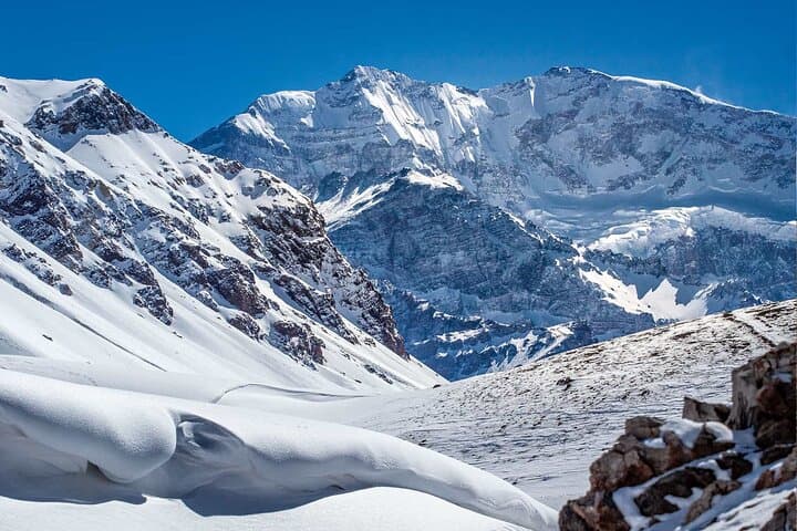 High Mountain from Mendoza: Andes Day Trip to Aconcagua, Las Cuevas & Cristo Redentor