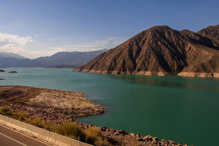 High Mountain from Mendoza: Andes Day Trip to Aconcagua, Las Cuevas & Cristo Redentor photo 3