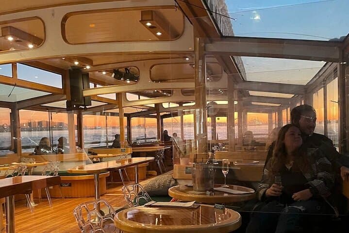 Hudson River Champagne & Cheese Sightseeing Cruise — Chelsea Piers to New York Harbor photo 3