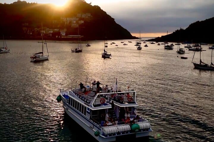 Sunset Cruise in San Sebastián: La Concha Bay Evening Sail