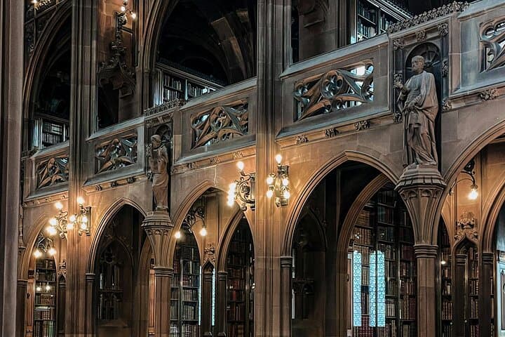 Ultimate Manchester 10‑Hour Private Day Tour — Cathedral, Canals & Fletcher Moss photo 2