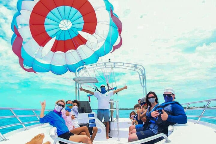 Parasail Key West: Soar 300 ft Over Turquoise Waters photo 4