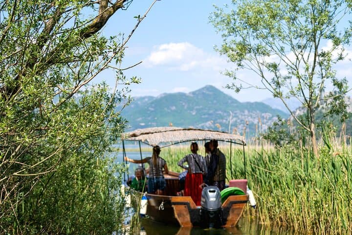 Private Skadar Lake Wooden Boat Tour with Wine — Virpazar Skadar Lake National Park photo 6