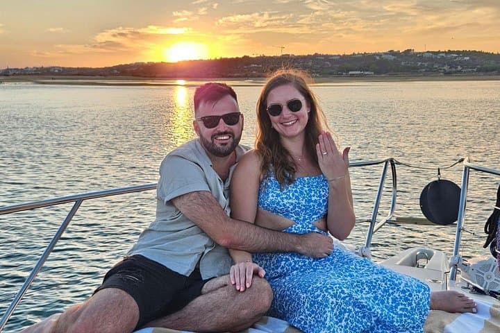 Evening Yacht Charter to Ponta da Piedade with Champagne in Lagos