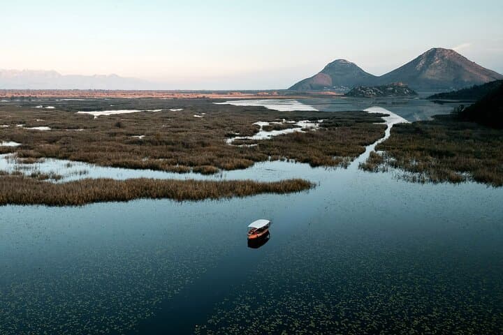 Private Skadar Lake Wooden Boat Tour with Wine — Virpazar Skadar Lake National Park photo 5