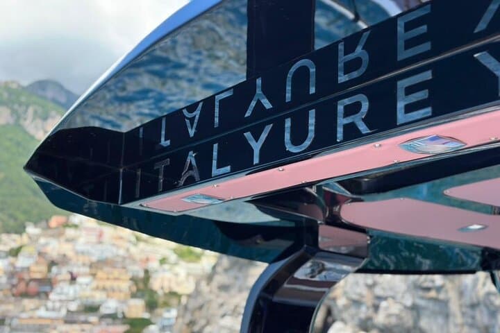 Private Half-Day Boat Tour Along the Amalfi Coast from Positano and Praiano photo 2