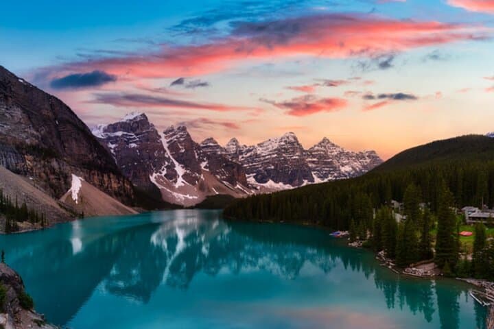 Moraine Lake Sunset and Stargazing Tour from Canmore and Banff photo 3