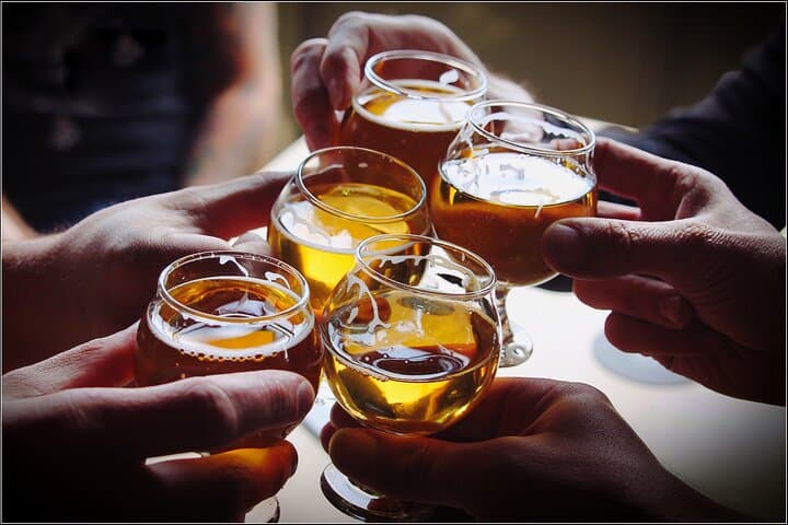 napier-premium-wine-beer-and-cider-tour-a-half-day-tasting-in-hawkes-bay