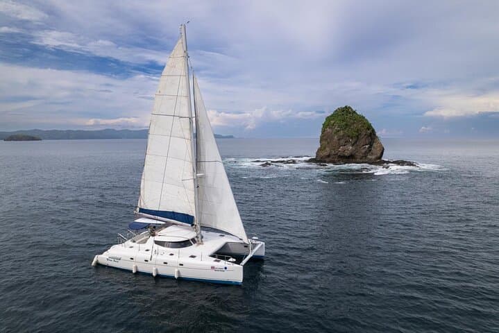 Sunset Catamaran Cruise in Gulf of Papagayo — Snorkel, Fish & Wildlife photo 2