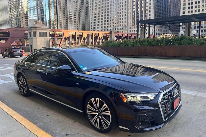 Chicago Sedan Transfer to O'Hare & Midway — Private Airport Sedan Ride photo 4