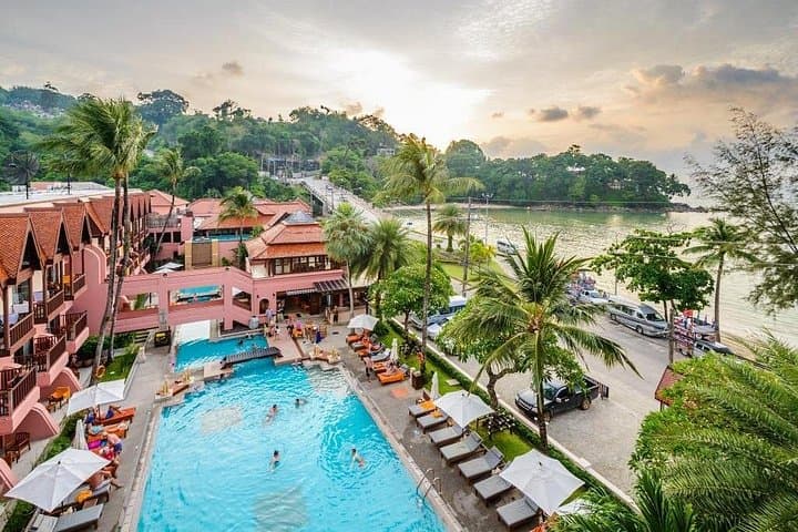 Phuket Stopover: Seaview Patong Hotel, Airport Transfers & Island Highlights photo 1