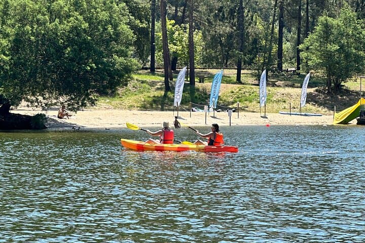 Kayak River Douro: 2-Hour Guided Kayak Adventure from Porto