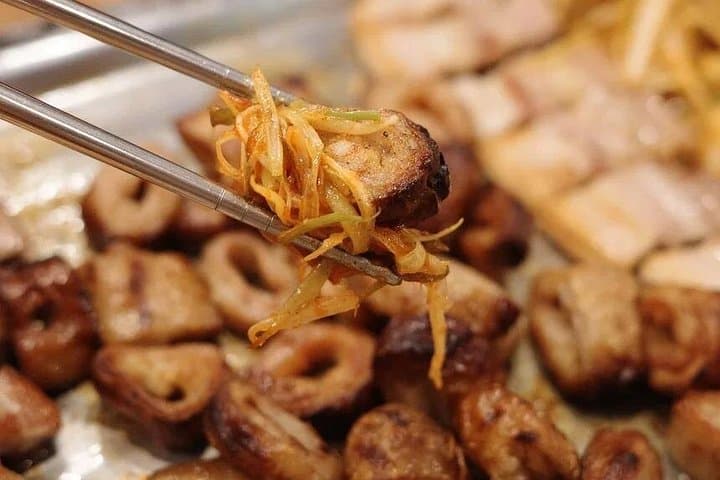 Seoul Food Walking Tour: Banchan, Bibimbap & Local Flavors photo 2