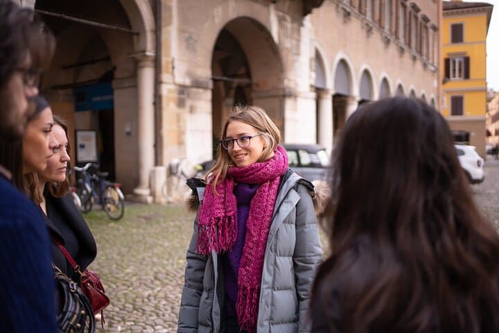 Florence Bites & Stories: Guided Food & History Walking Tour in the Historic Centre photo 2