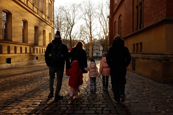 Kraków Fairy Tales & Legends Family Walking Tour — Wawel Dragon Experience photo 5