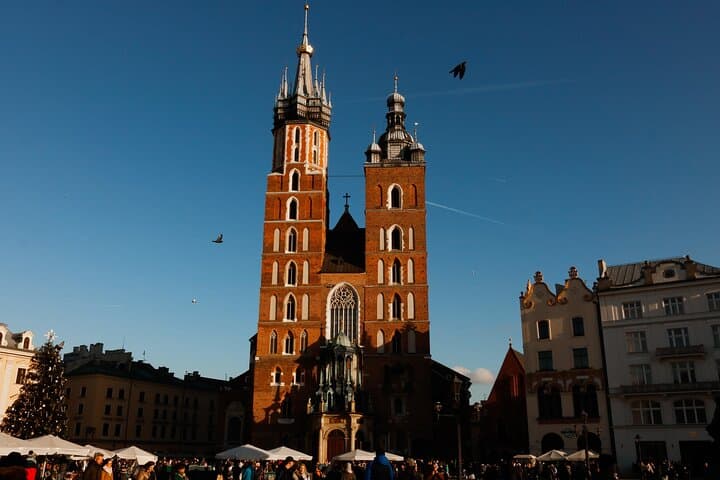 Kraków Fairy Tales & Legends Family Walking Tour — Wawel Dragon Experience photo 3
