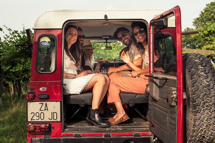 Lake Garda 4x4 Vineyard Tour and DOC Wine Tasting — Castelnuovo del Garda photo 2