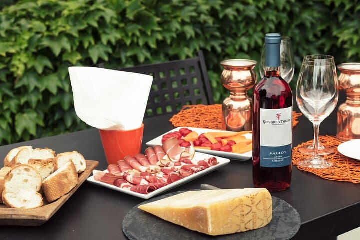 Lake Garda 4x4 Vineyard Tour and DOC Wine Tasting — Castelnuovo del Garda photo 6