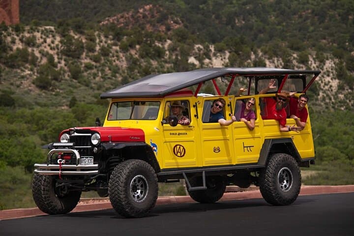 Exploring Colorado Springs: The Foothills, History, and Garden of the Gods Jeep Tour Experience