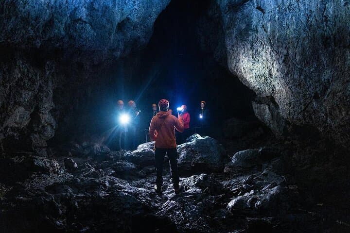 Exploring Snæfellsnes: Vatnshellir Lava Cave, Kirkjufell & Black Sand Beaches