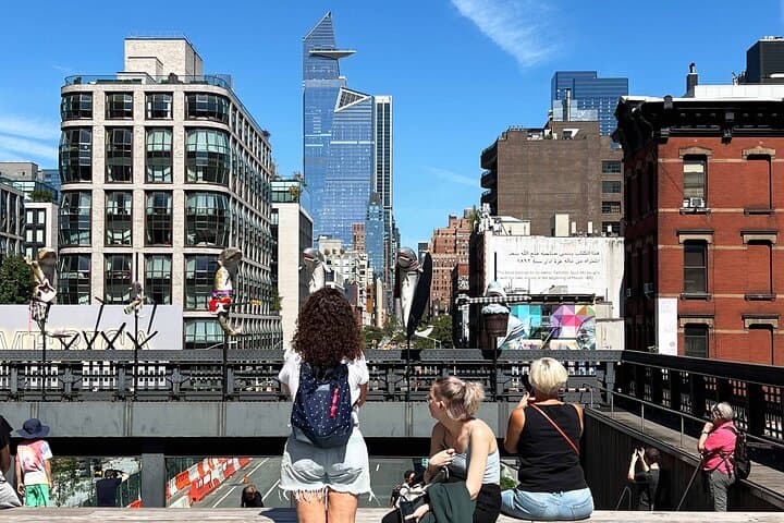 Chelsea Architecture and Art Walking Tour with Award-Winning NYC Guide photo 4