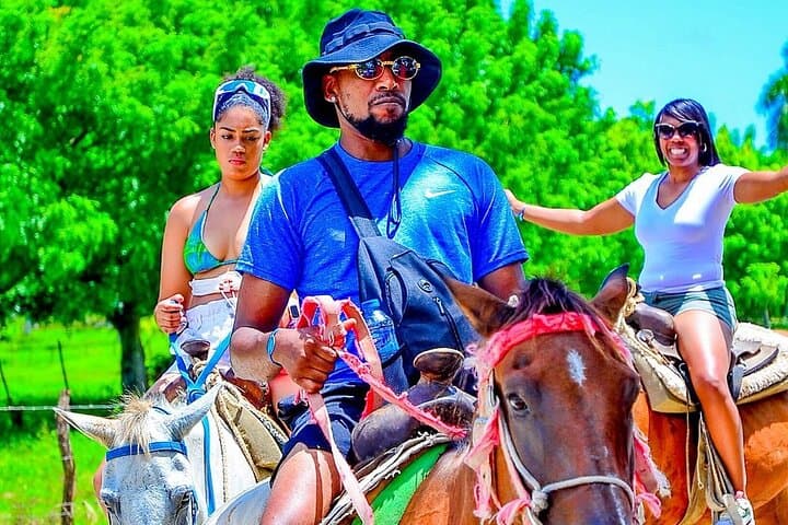 Explore Macao Beach on Horseback: A Caribbean Adventure photo 2