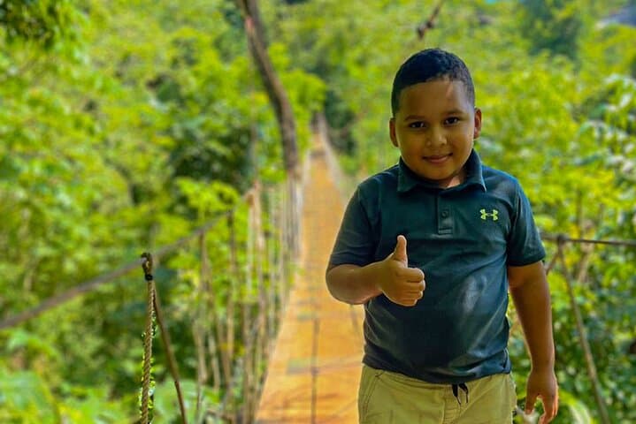 Sanctuary Park & Roatán Rum and Chocolate Factory Tour — Panoramic Views and Local Flavors photo 4