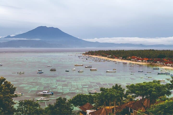 Lembongan Island Day Trip: Dream Beach, Devil’s Tears & Yellow Bridge from Bali photo 2