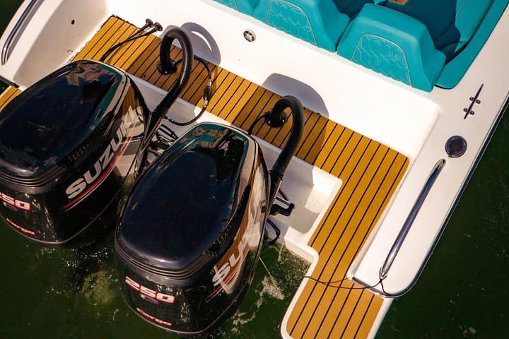 Rip Through the Rosario Islands: Cartagena Deluxe Speedboat Charter photo 4