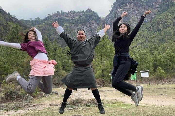7-Day Private Paro Bhutan Tour: Himalayan Culture, Dzongs & Taktsang Hike photo 3