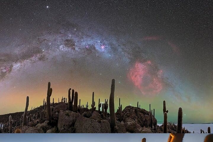 Salar de Uyuni 3-Day Salt Flats & Andean Lagoons Adventure photo 3