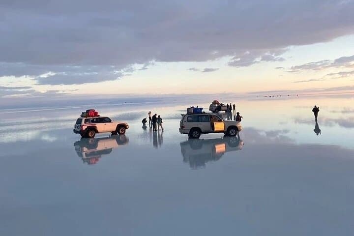 Salar de Uyuni 3-Day Salt Flats & Andean Lagoons Adventure photo 4