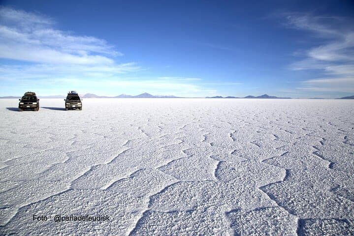 Full-Day Salar de Uyuni Salt Flats Tour from Uyuni or La Paz photo 3