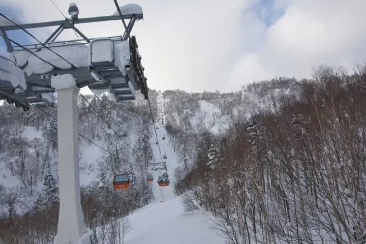 Bankei Ski Day Trip from Sapporo Station — Quick-Access Hokkaido Skiing photo 2