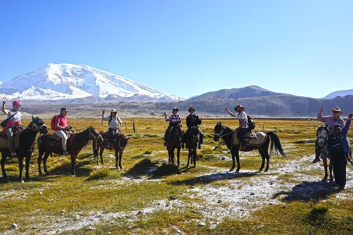 Kashgar to Karakul: 5-Day Muztagh Ata & Silk Road Highlands Tour photo 3