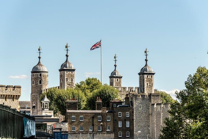 Discover London: Full-Day 10-Hour Highlights Tour of Buckingham Palace, Tower of London & St. Paul’s