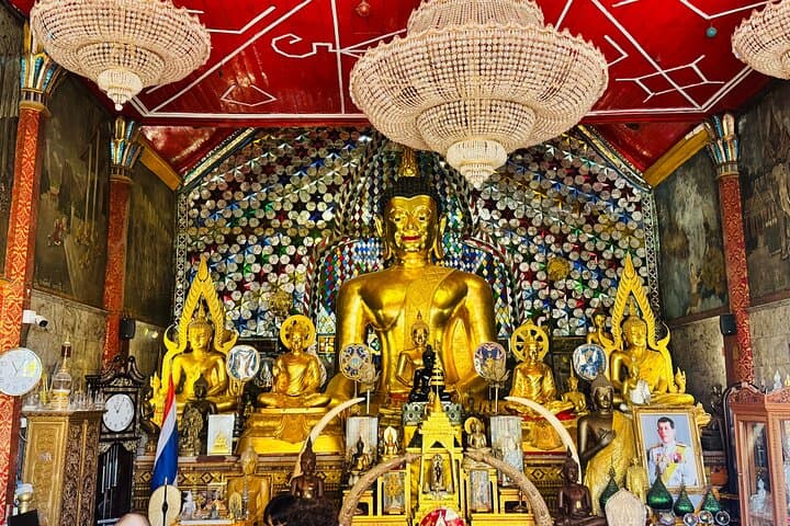 Private Doi Suthep, Handicraft Highway & Sticky Waterfall Day Tour from Chiang Mai photo 5
