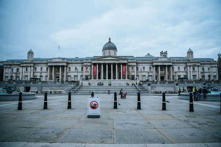 London 3-Hour Orientation Tour: Buckingham Palace, Tower Bridge & Westminster Highlights photo 4
