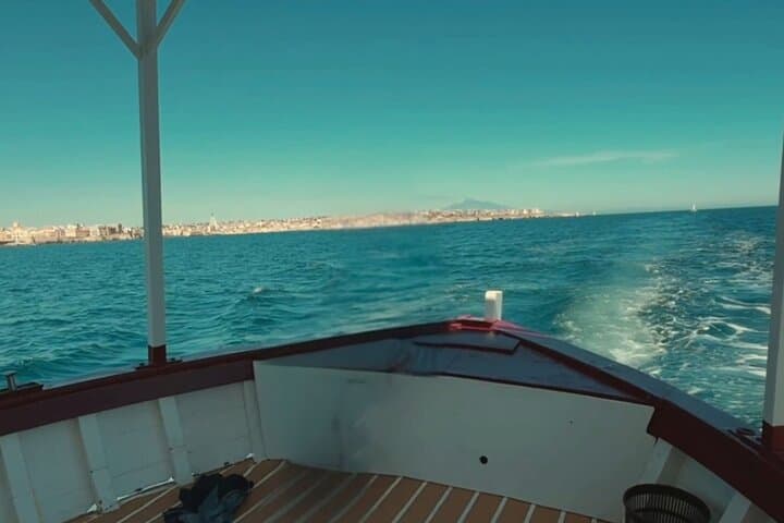 Sailing Syracuse: A Private Sunset Tour Around Ortigia with Aperitif