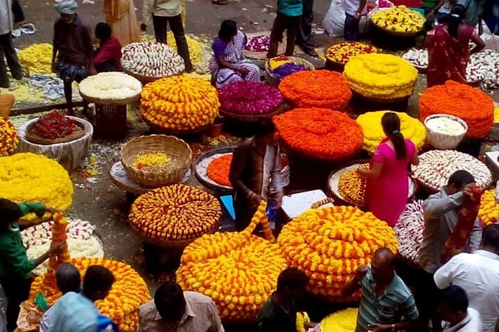 Bangalore Morning Soul: Flower Market, Lalbagh Garden, ISKCON & MTR Breakfast photo 4