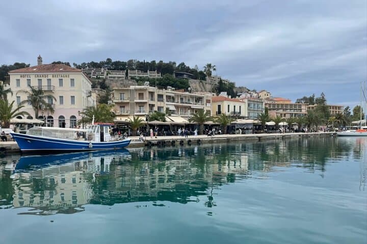 Private Luxury Van Tour: Athens, Mycenae & Nafplio in One Day
