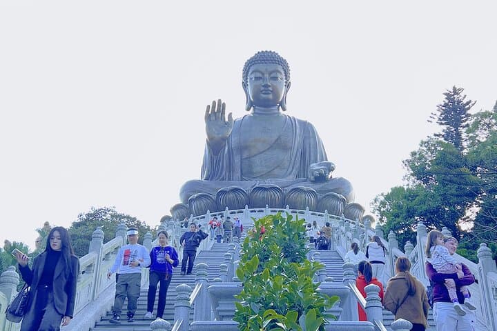 Lantau Island Highlights: Ngong Ping, Big Buddha & Wisdom Path