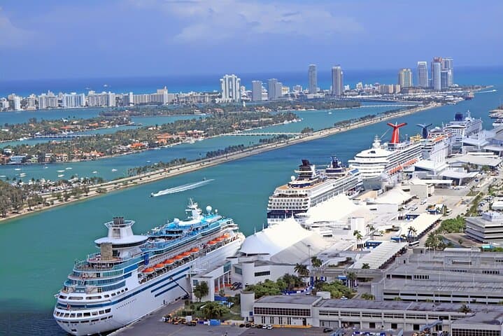 Private SUV Transfer: Port of Miami to Miami Airport & Hotels