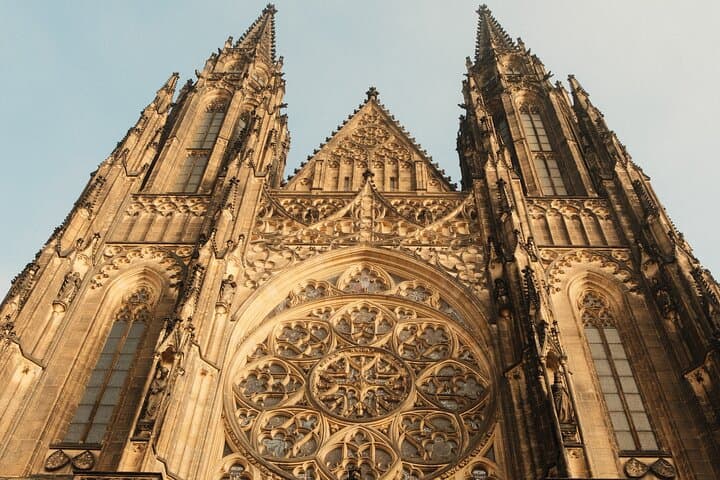 Skip the Line Prague Castle Ticket and Introductory Overview photo 6